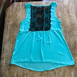 NWT BLUE LACED BACK